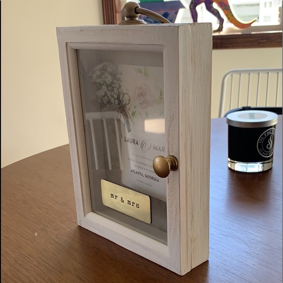 Shadow Box - Picture 2 of 4